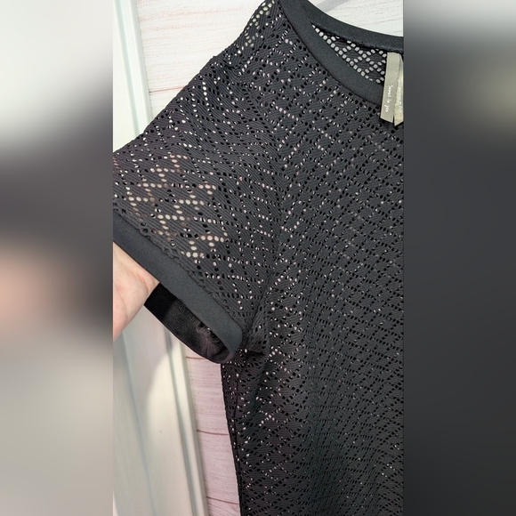 Nwot Joy Is Contagious Black Eyelet Women's Top Size 2X - Picture 2 of 6